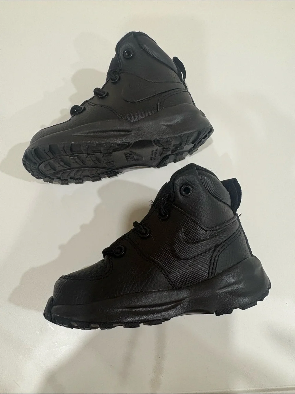 Nike Kids Black High-Top Trail Boots